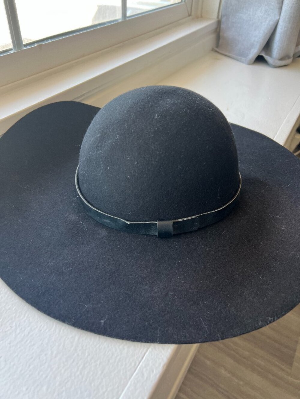 H&M Black Wool Felt Wide Brim Hat - Size L/58